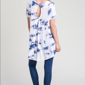 In love with this adorable ombré top!